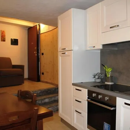 Sunlake Estoul Borgo Apartment Brusson