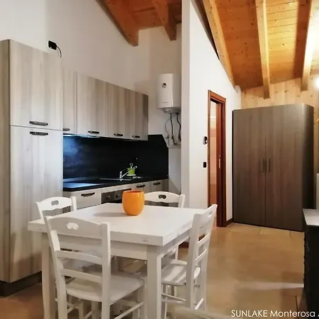Sunlake Estoul Borgo Apartment Brusson