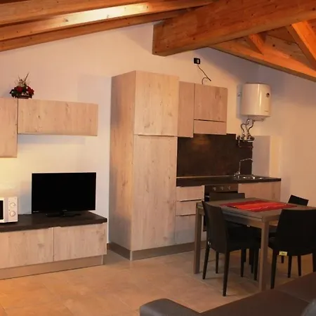 Sunlake Estoul Borgo Apartment Brusson